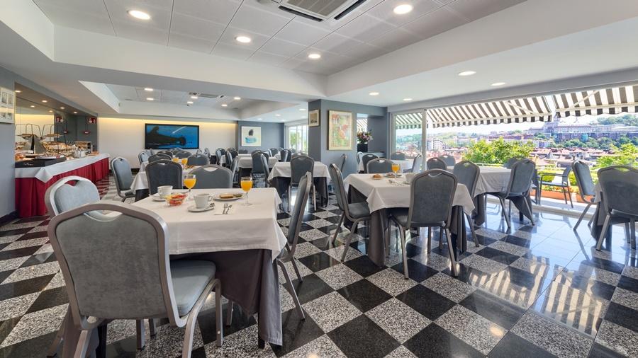 Hotel Avenida San Sebastian Ngoại thất bức ảnh