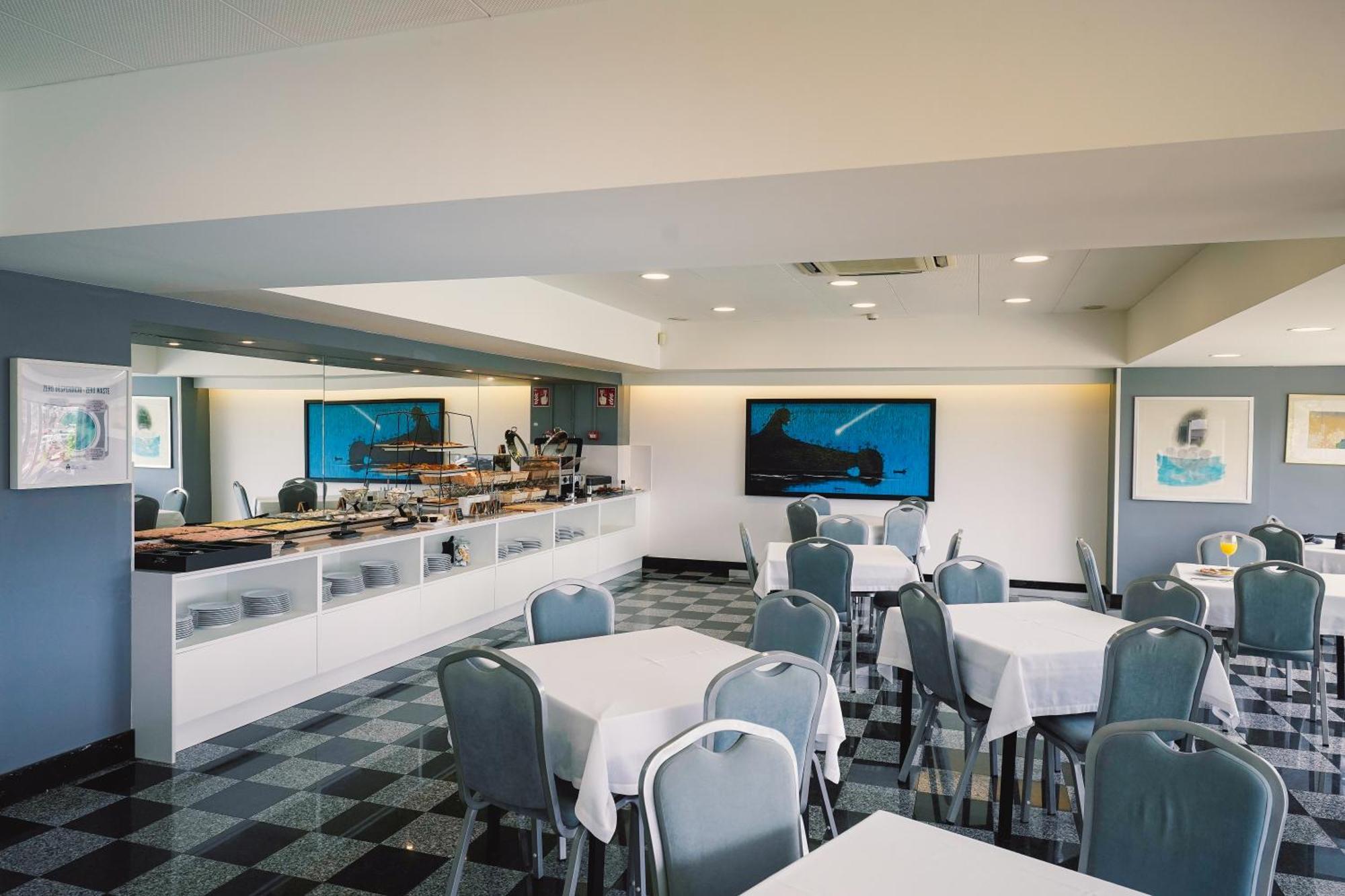 Hotel Avenida San Sebastian Ngoại thất bức ảnh
