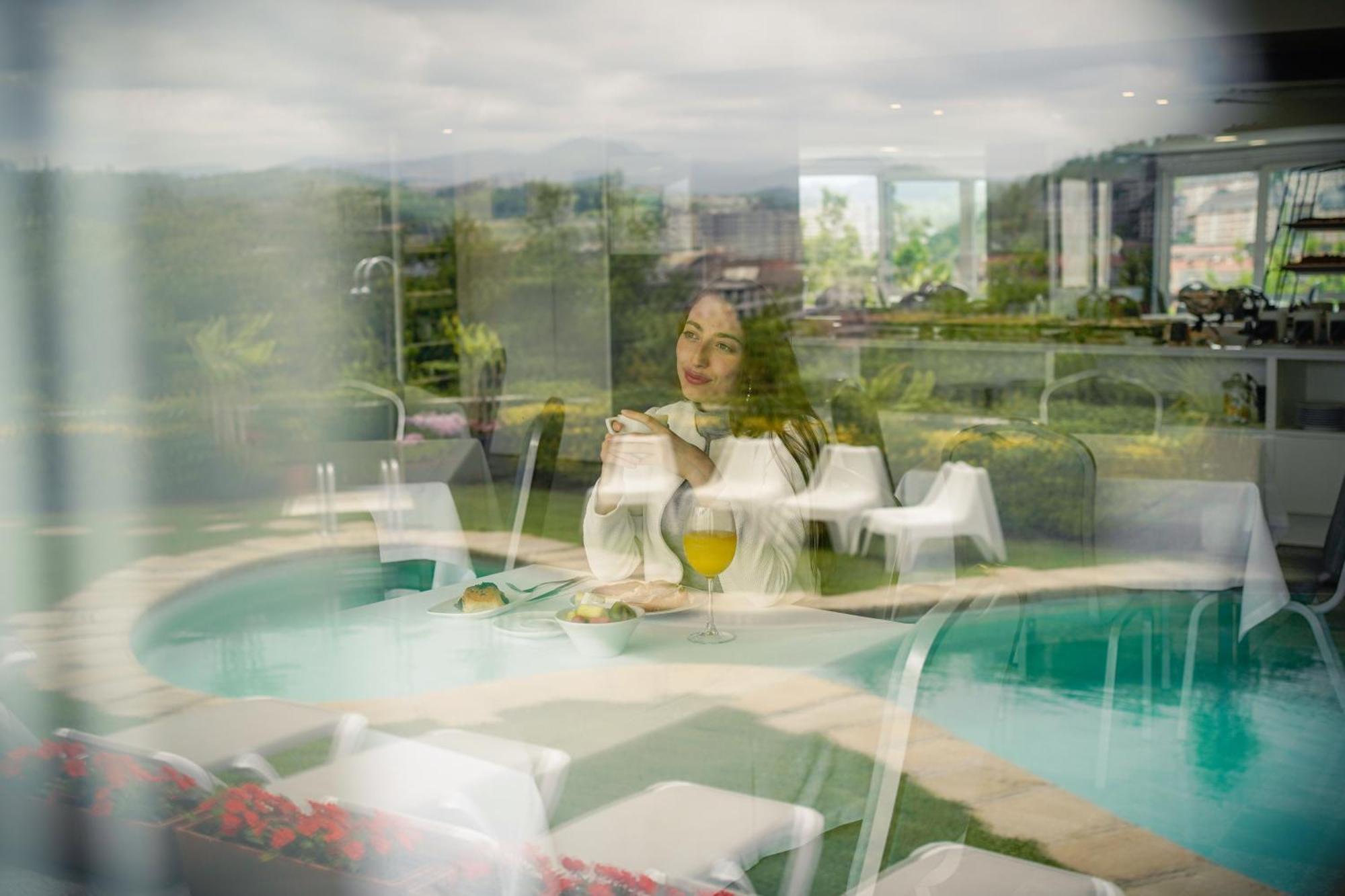 Hotel Avenida San Sebastian Ngoại thất bức ảnh