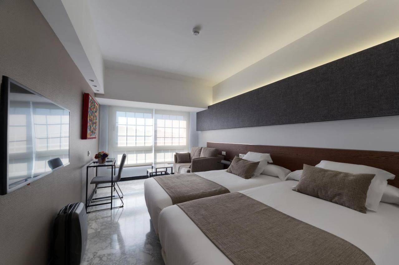 Hotel Avenida San Sebastian Ngoại thất bức ảnh