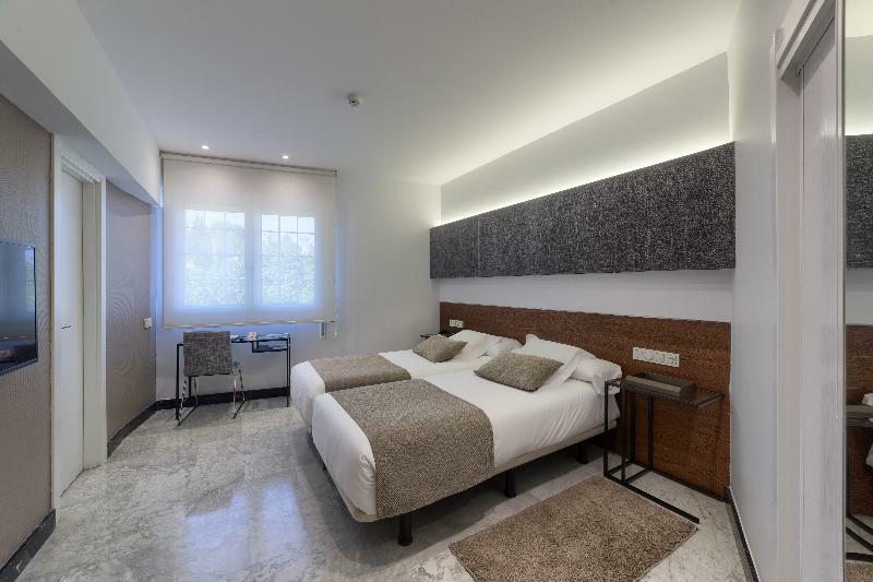 Hotel Avenida San Sebastian Ngoại thất bức ảnh
