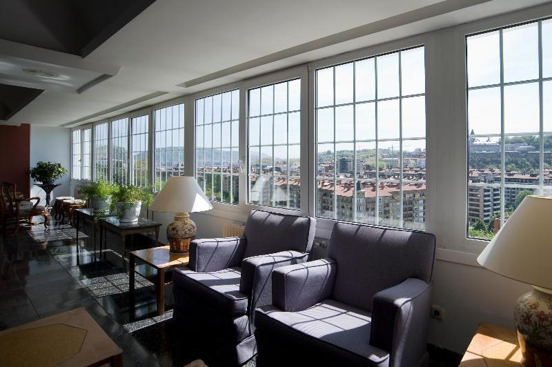 Hotel Avenida San Sebastian Ngoại thất bức ảnh